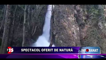 Spectacol oferit de natură