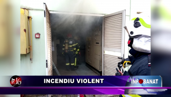 Incendiu violent