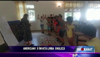 Americanii îi învață limba engleză