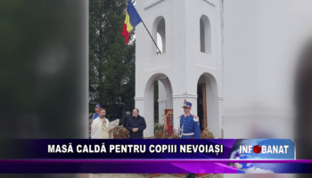 Masă caldă pentru copiii nevoiași