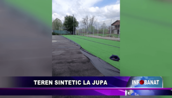 Teren sintetic la Jupa