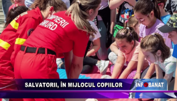 Salvatorii, în mijlocul copiilor