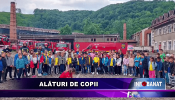 Alături de copii