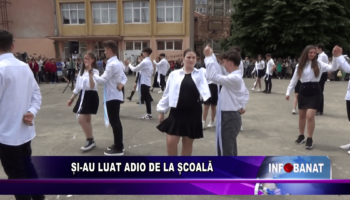 Și-au luat adio de la școală