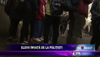 Elevii învață de la polițiști