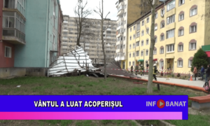 Vântul a luat acoperișul