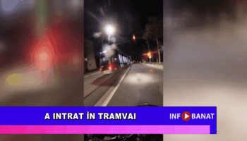 A intrat în tramvai
