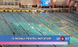 16 medalii pentru înotători