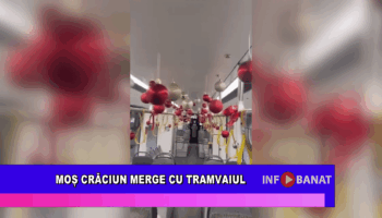 Moș Crăciun merge cu tramvaiul