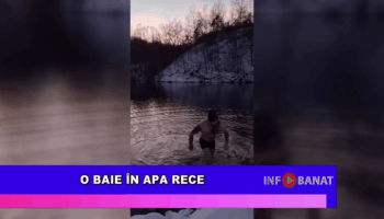 O baie în apa rece