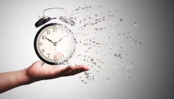 Cum să nu mai pierzi noțiunea timpului când joci la casino