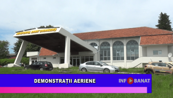 Demonstrații aeriene