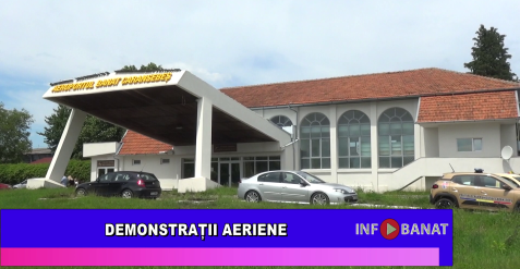 Demonstrații aeriene