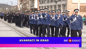 Avansați în grad