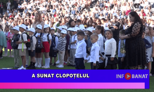 A sunat clopoțelul